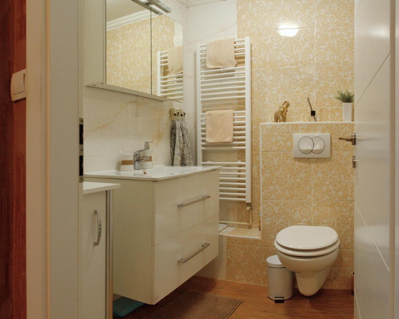 Sunny Day -Arena Zagreb , 2 Bathrooms, 102M², Habitación foto